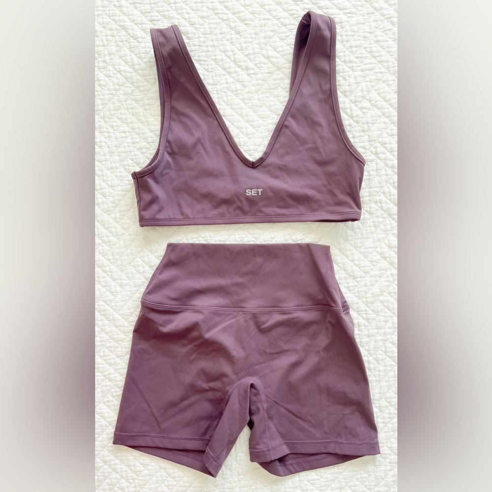 SET Active Sportsbody Dip bra and bike shorts